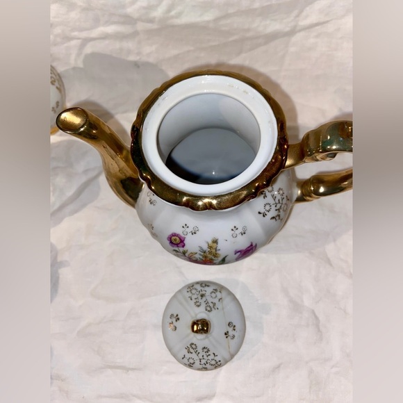 Japaneese 15 pieces fine china Tea Set floral & gold Demitasse Set for 5 - Picture 9 of 15